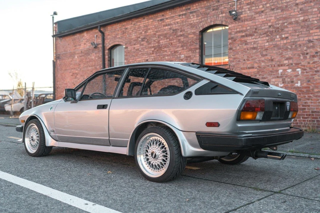 1984 Alfa Romeo Alfetta GT - Image 25 of 31
