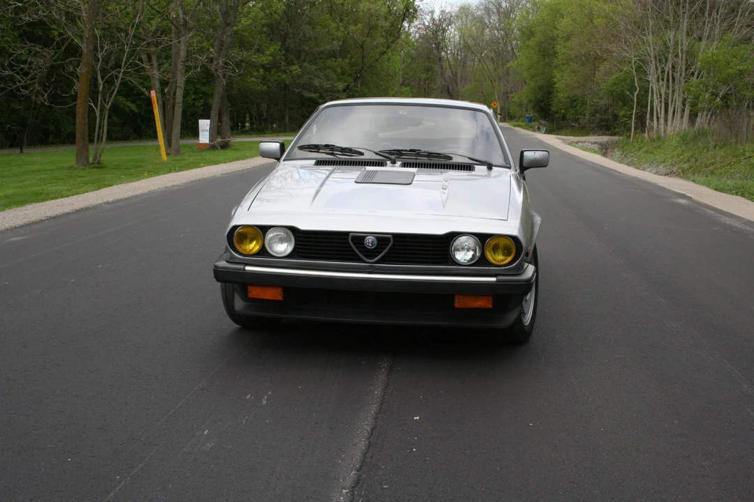 1984 Alfa Romeo Alfetta GT - Image 11 of 31