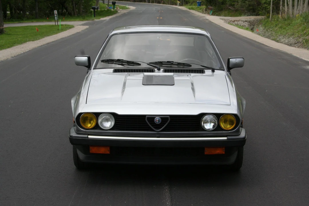 1984 Alfa Romeo Alfetta GT - Image 10 of 31