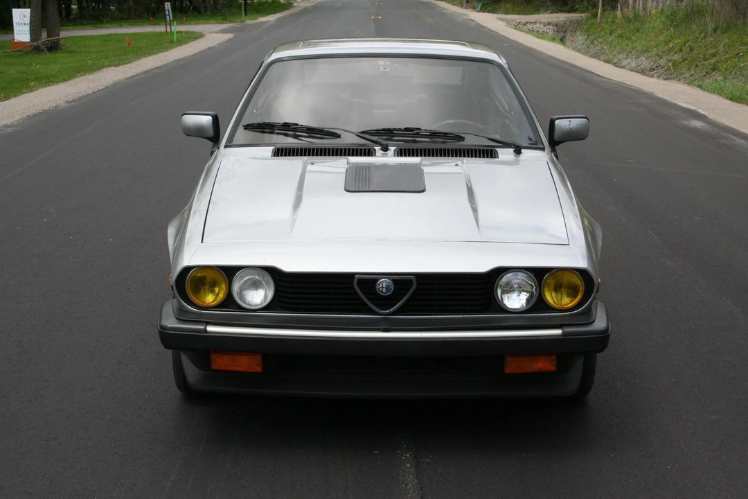 1984 Alfa Romeo Alfetta GT - Image 9 of 31