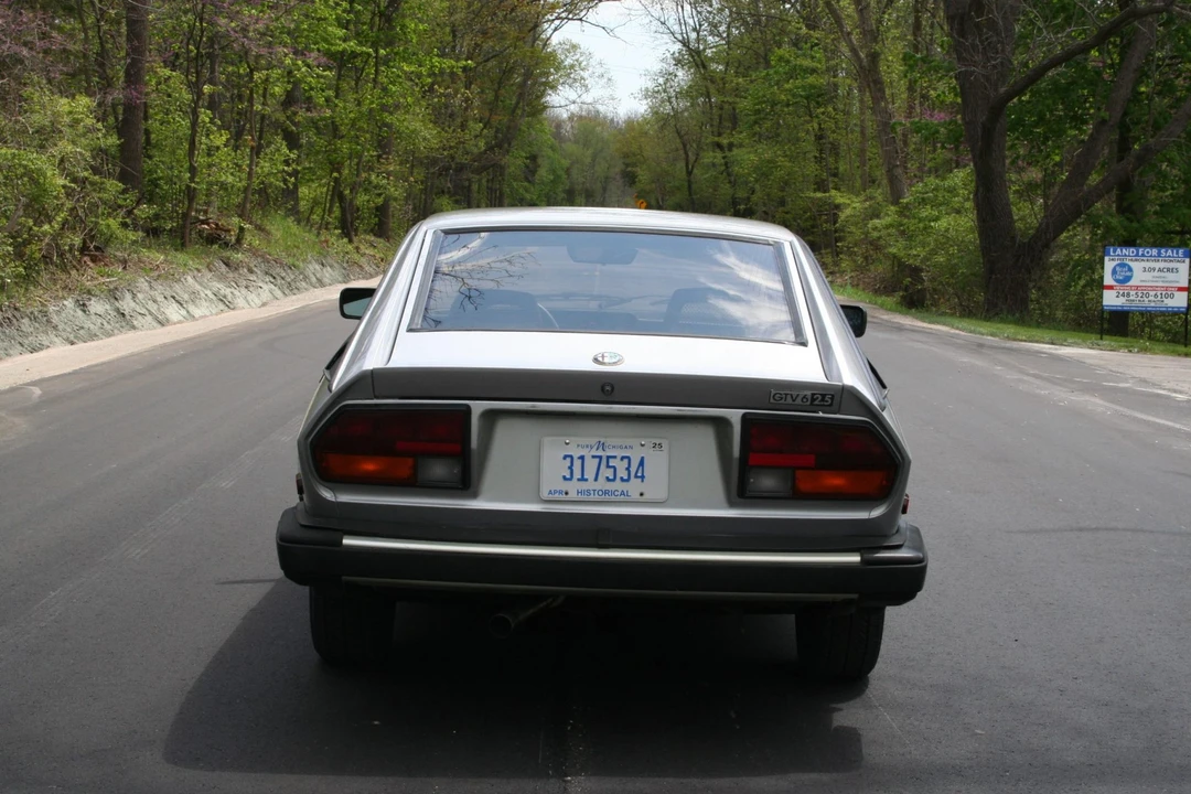 1984 Alfa Romeo Alfetta GT - Image 15 of 31