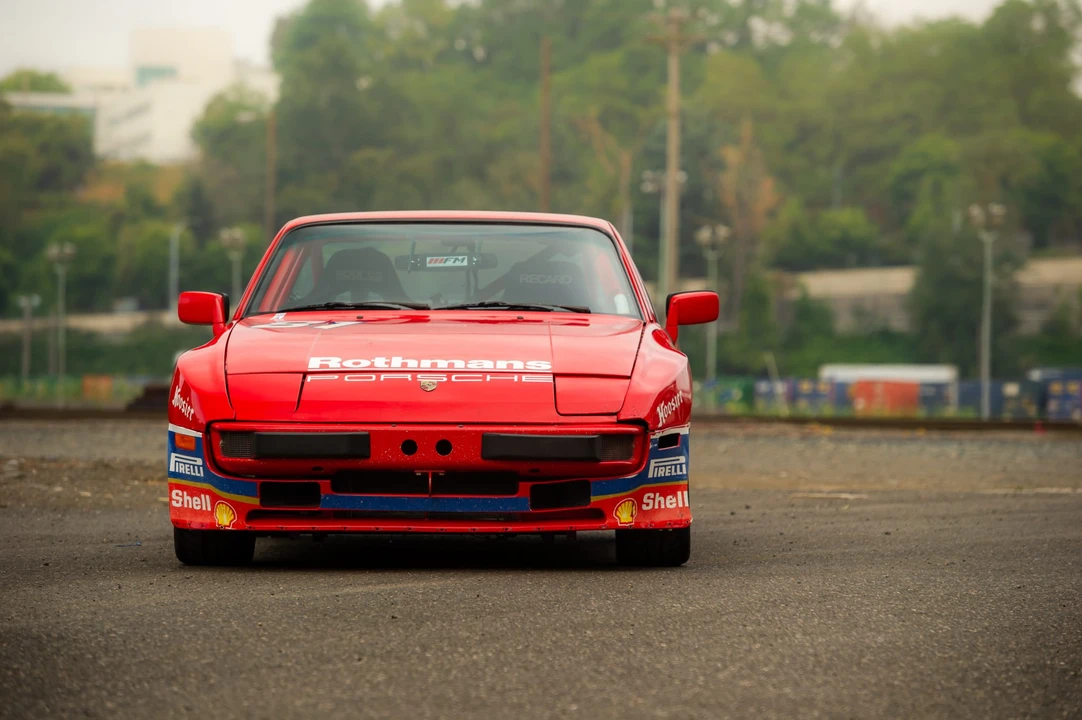 1986 Porsche 944 - Image 16 of 31