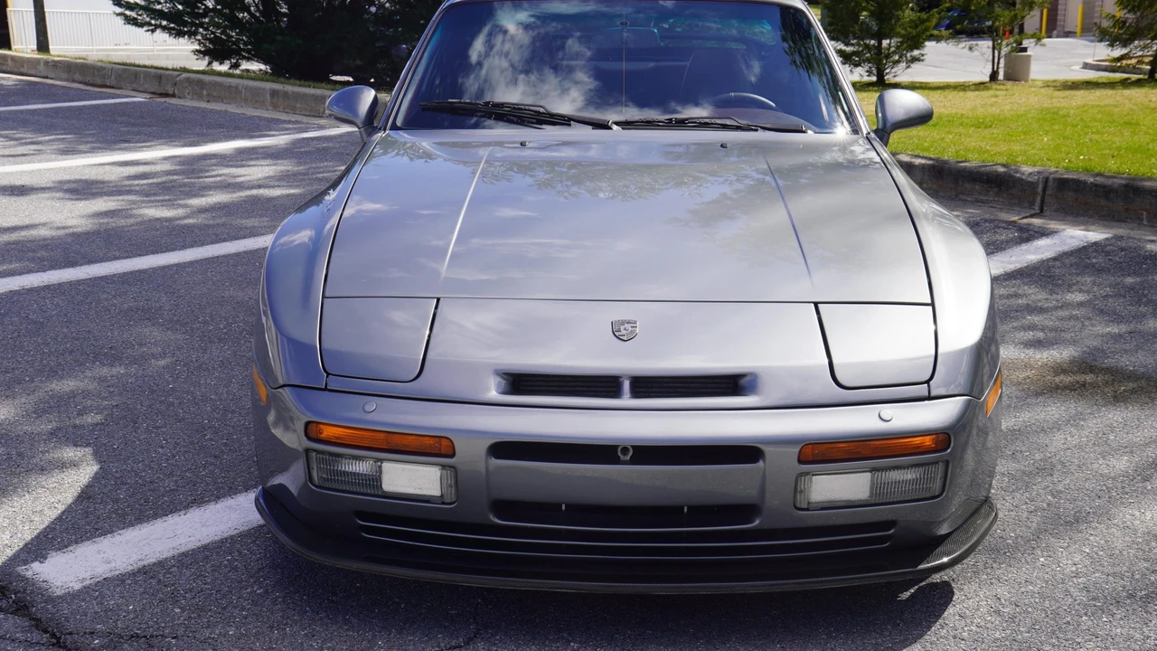 1989 Porsche 944 Turbo - Image 3 of 31