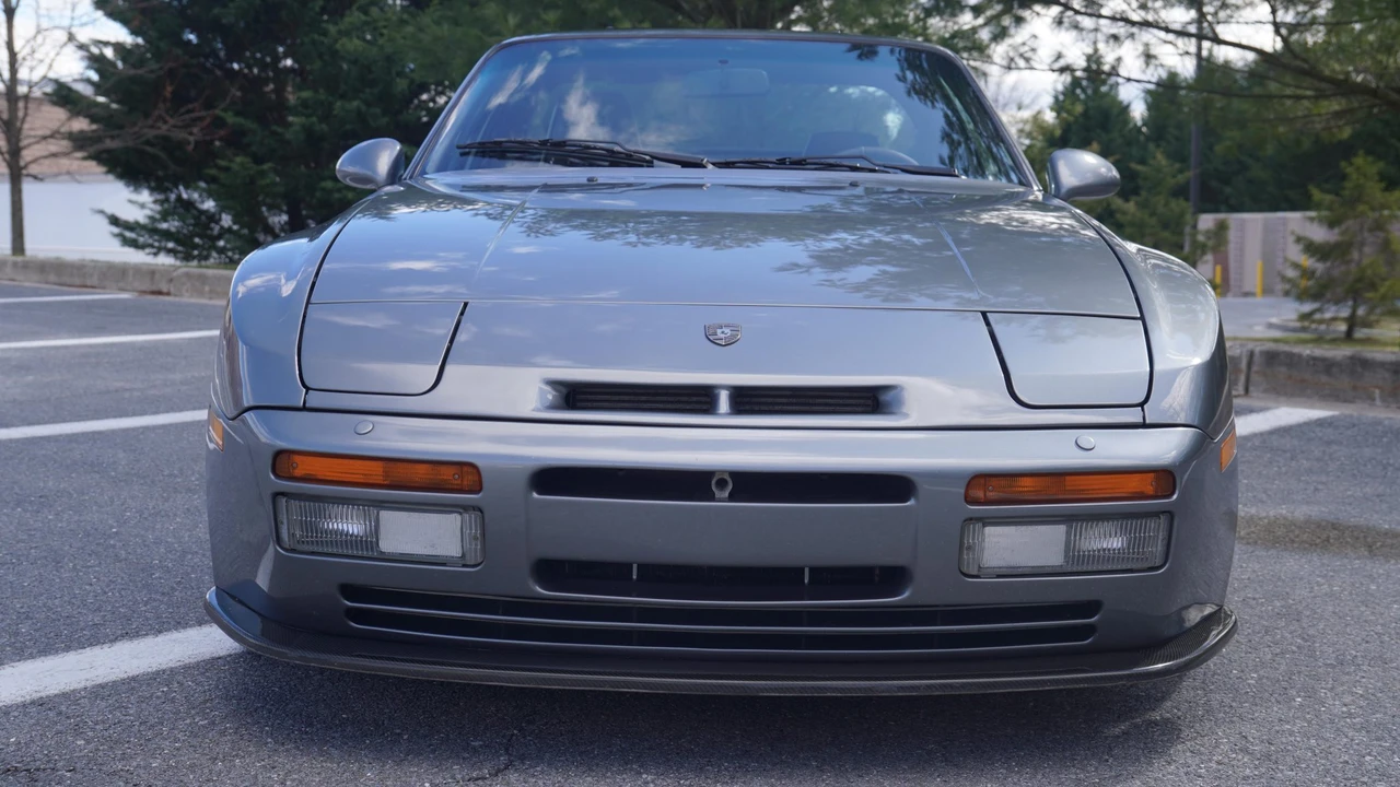 1989 Porsche 944 Turbo - Image 15 of 31