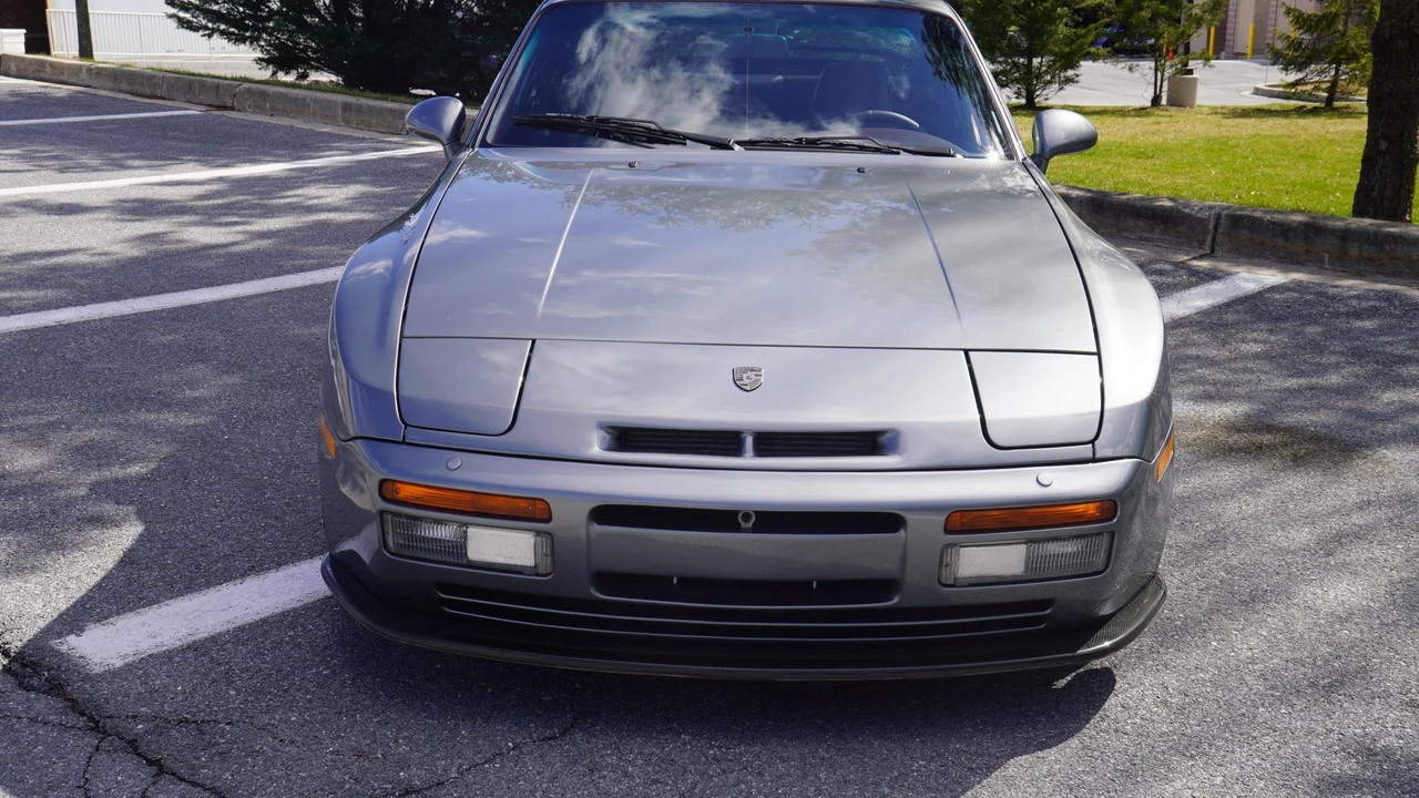 1989 Porsche 944 Turbo - Image 14 of 31