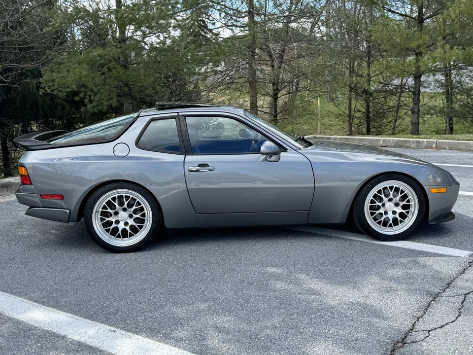 1989 Porsche 944 Turbo - Image 13 of 31