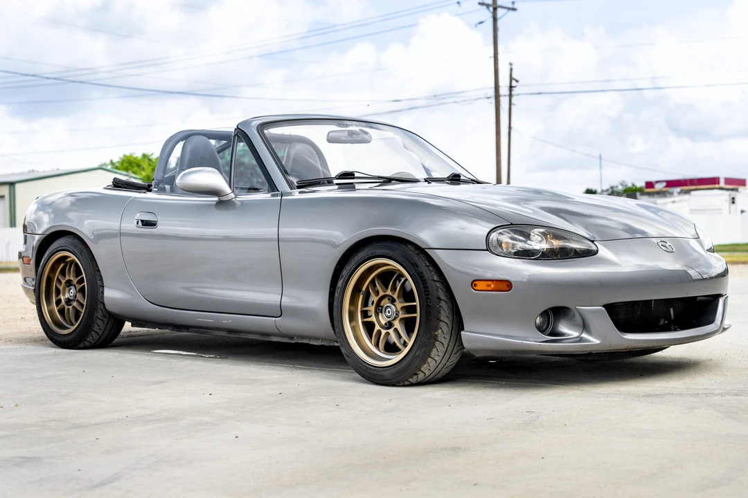 2004 Mazda NB Mazdaspeed MX-5 Miata - Image 2 of 31