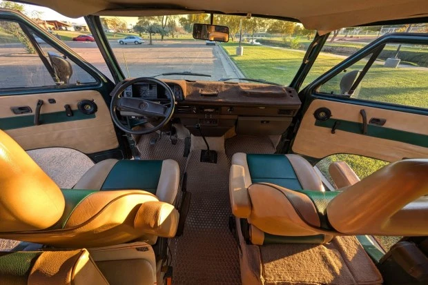 1986 Volkswagen EuroVan - Image 4 of 8
