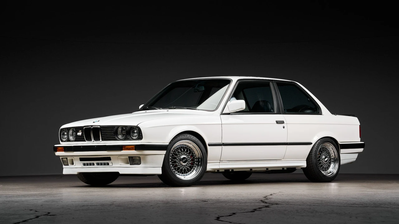 1989 BMW E30 3 Series - Image 2 of 31