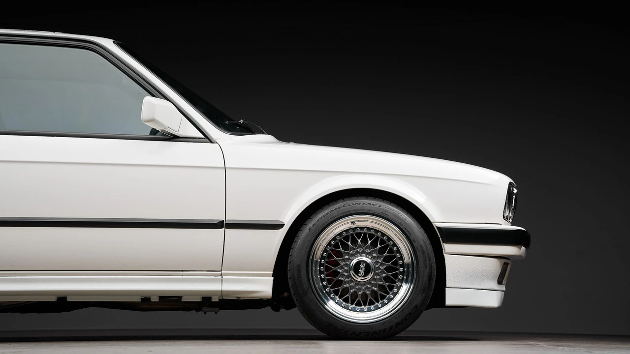 1989 BMW E30 3 Series - Image 18 of 31