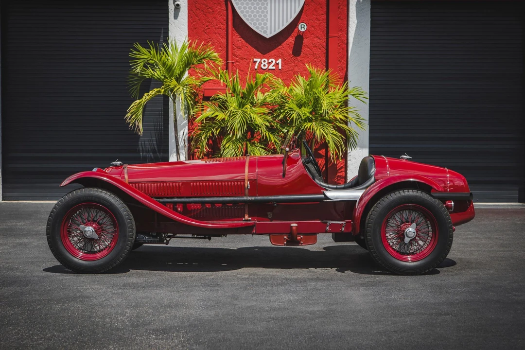 Alfa Romeo 8C - Image 22 of 31