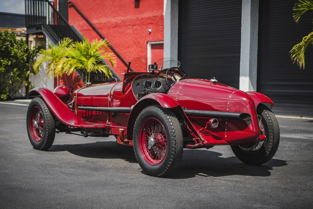 Alfa Romeo 8C - Image 19 of 31