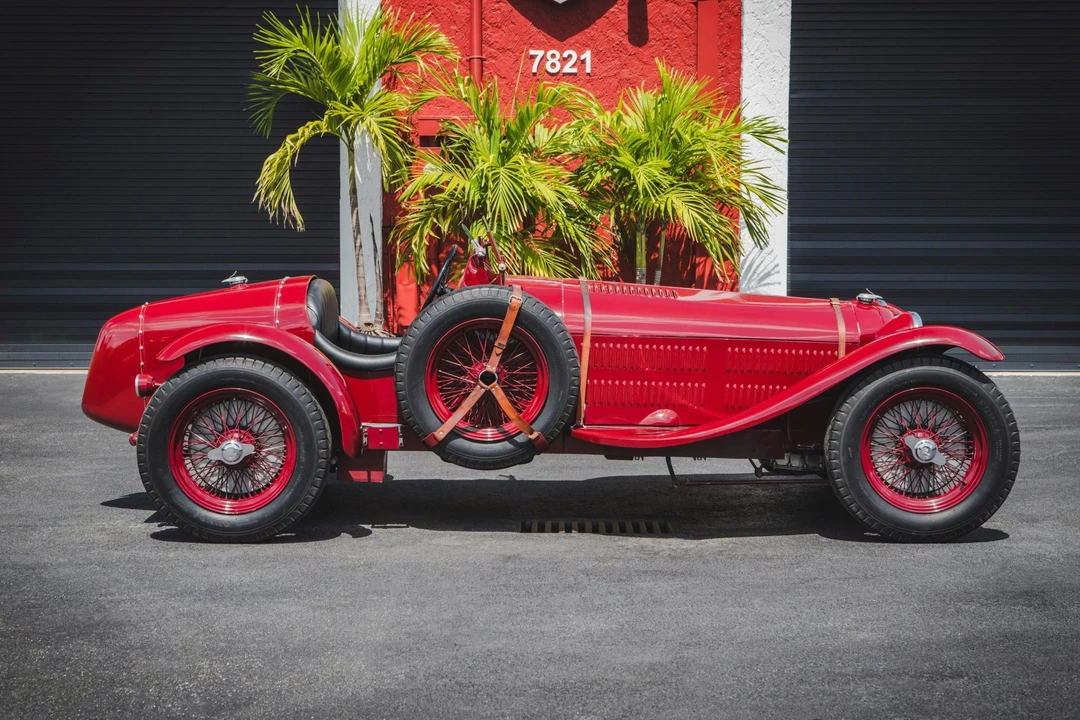 Alfa Romeo 8C - Image 11 of 31