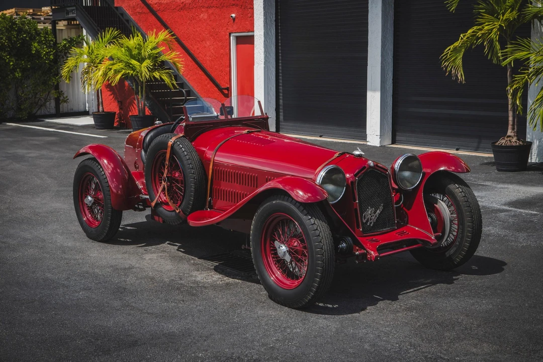 Alfa Romeo 8C - Image 6 of 31