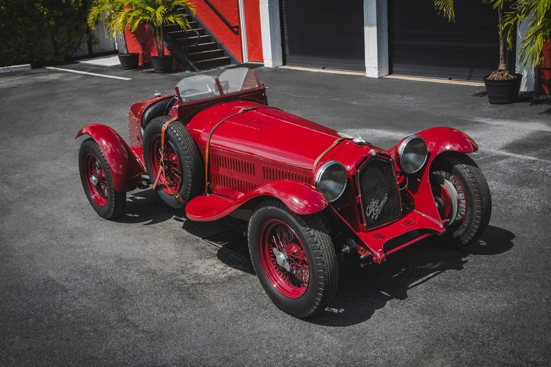 Alfa Romeo 8C - Image 7 of 31