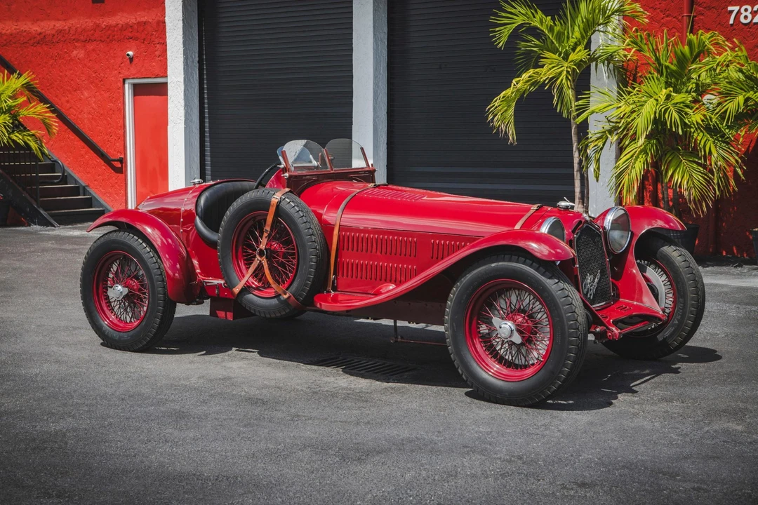 Alfa Romeo 8C - Image 8 of 31