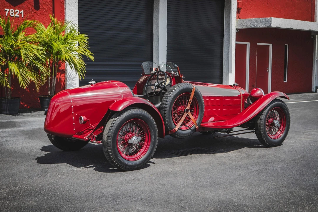 Alfa Romeo 8C - Image 12 of 31