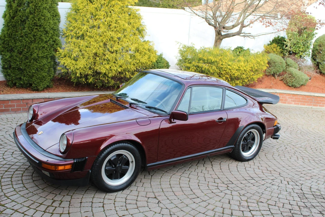 1985 Porsche 911 Carrera 3.2 - Image 2 of 31