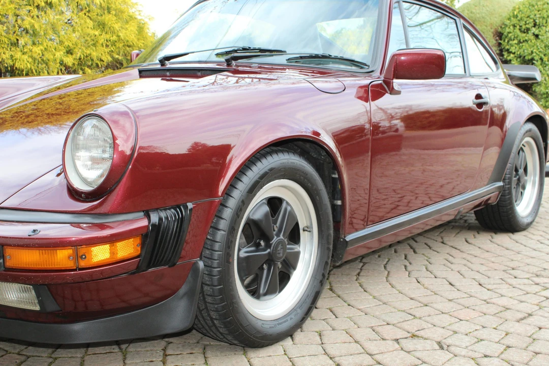 1985 Porsche 911 Carrera 3.2 - Image 14 of 31