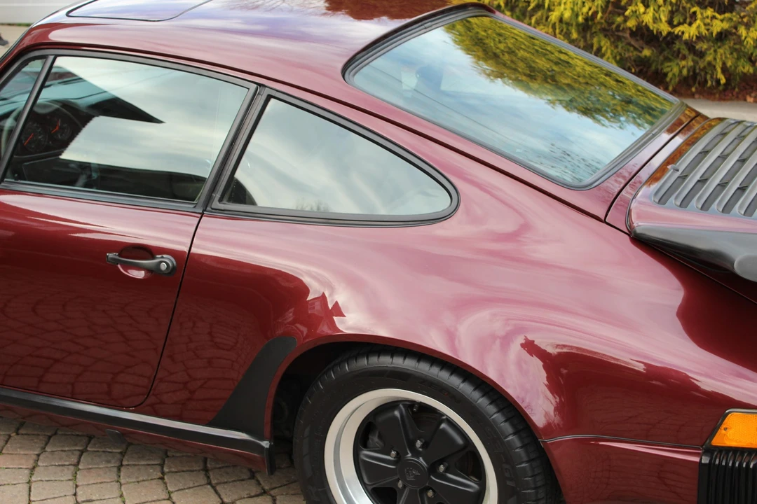 1985 Porsche 911 Carrera 3.2 - Image 16 of 31