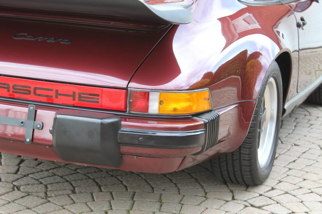 1985 Porsche 911 Carrera 3.2 - Image 27 of 31
