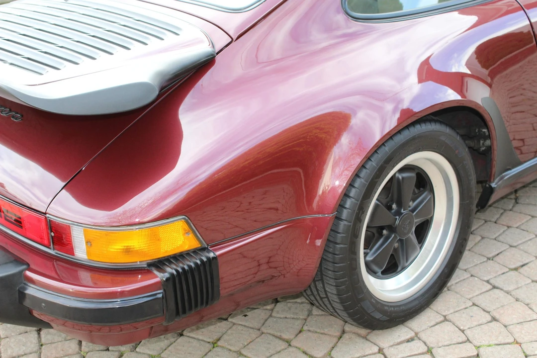 1985 Porsche 911 Carrera 3.2 - Image 26 of 31
