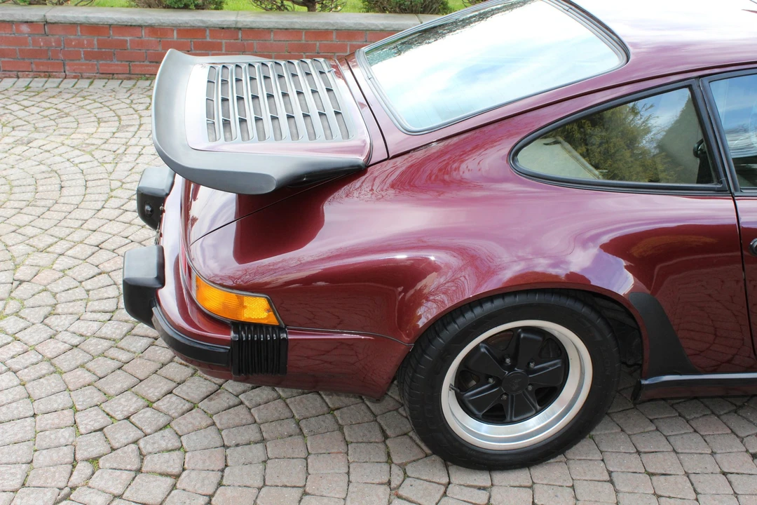1985 Porsche 911 Carrera 3.2 - Image 23 of 31