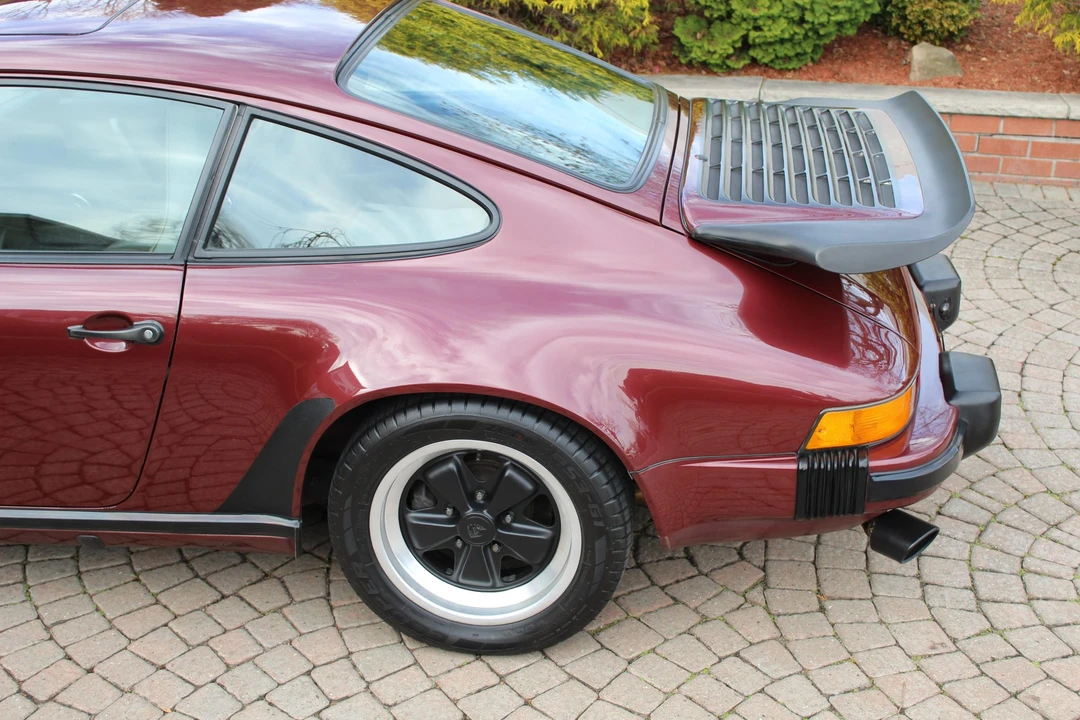 1985 Porsche 911 Carrera 3.2 - Image 15 of 31