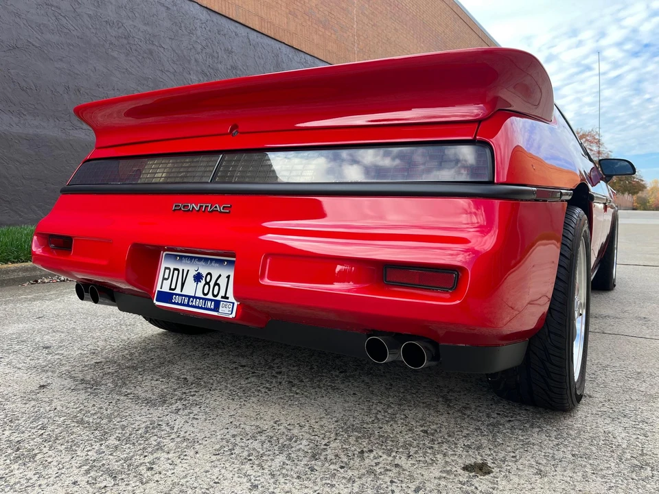 1988 Pontiac Fiero Formula - Image 10 of 31
