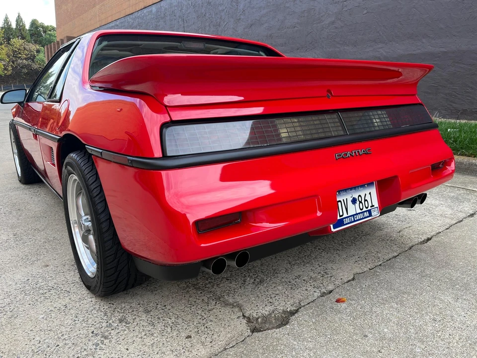 1988 Pontiac Fiero Formula - Image 12 of 31