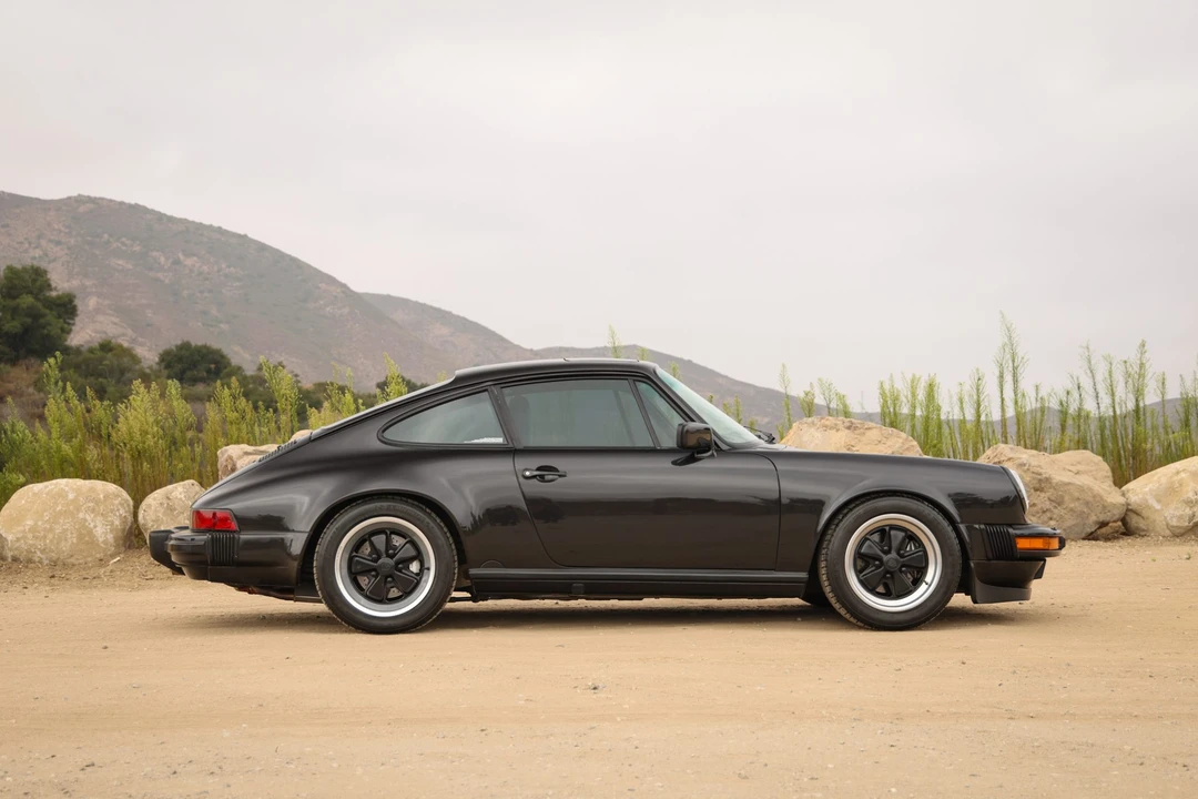 1989 Porsche 911 Carrera 3.2 - Image 9 of 31
