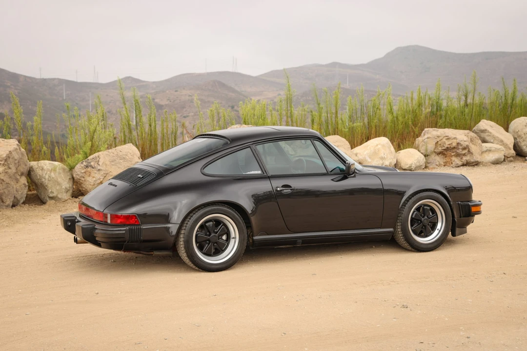1989 Porsche 911 Carrera 3.2 - Image 10 of 31