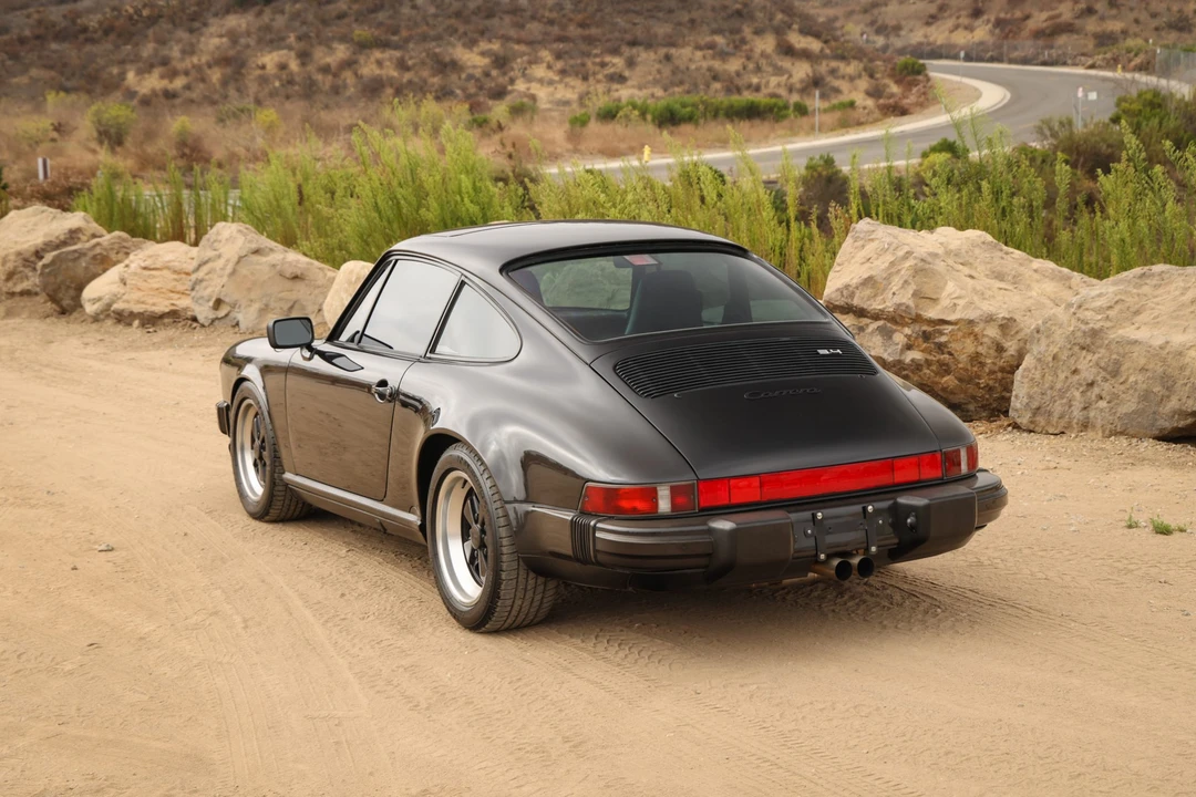 1989 Porsche 911 Carrera 3.2 - Image 15 of 31