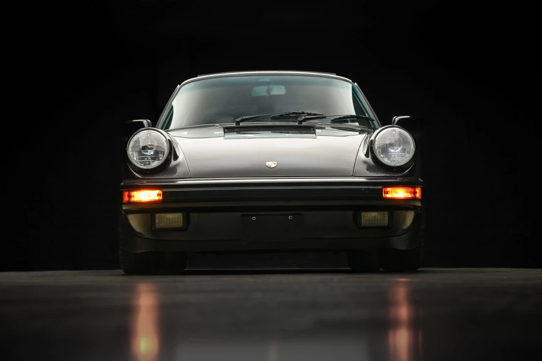 1989 Porsche 911 Carrera 3.2 - Image 23 of 31