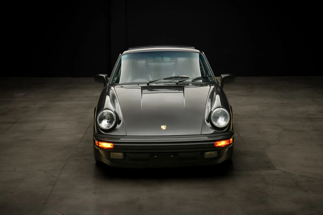 1989 Porsche 911 Carrera 3.2 - Image 25 of 31