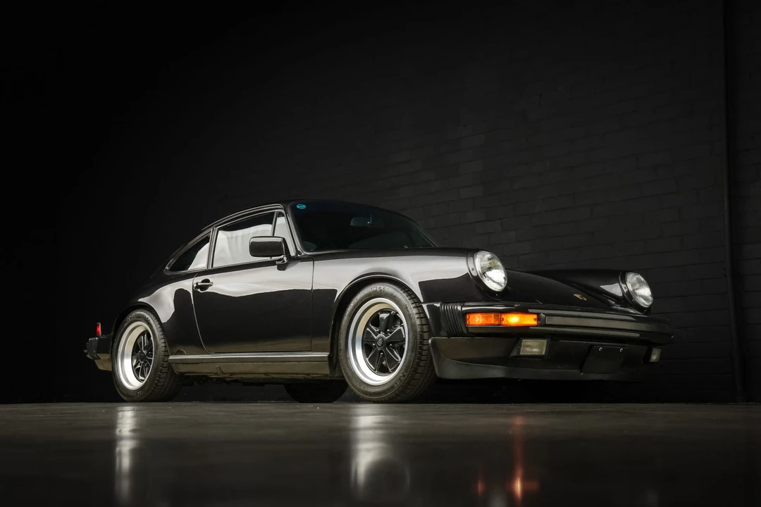 1989 Porsche 911 Carrera 3.2 - Image 30 of 31