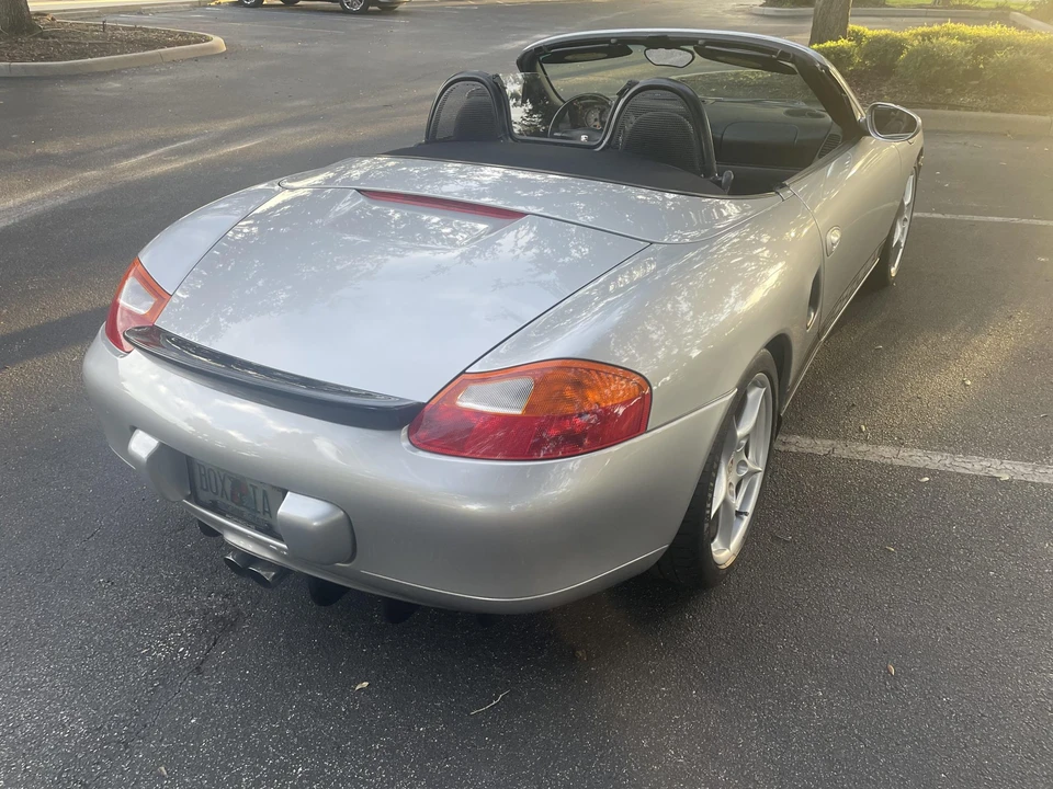 2001 Porsche 986 Boxster S - Image 9 of 31