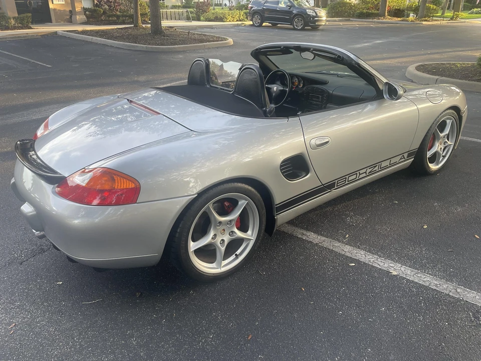 2001 Porsche 986 Boxster S - Image 8 of 31