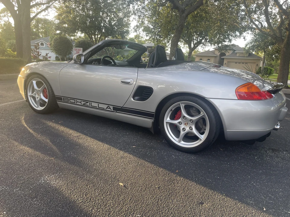 2001 Porsche 986 Boxster S - Image 11 of 31