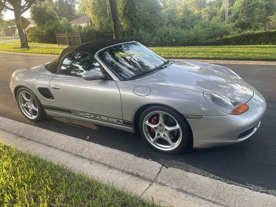 2001 Porsche 986 Boxster S - Image 24 of 31