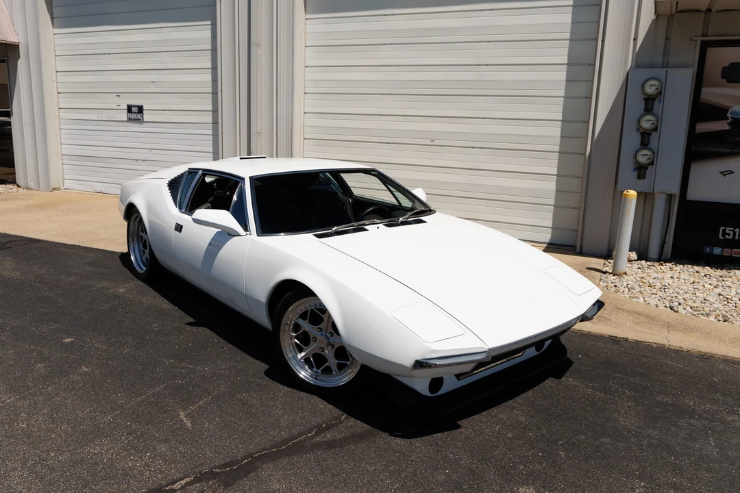 1972 DeTomaso Pantera - Image 2 of 31