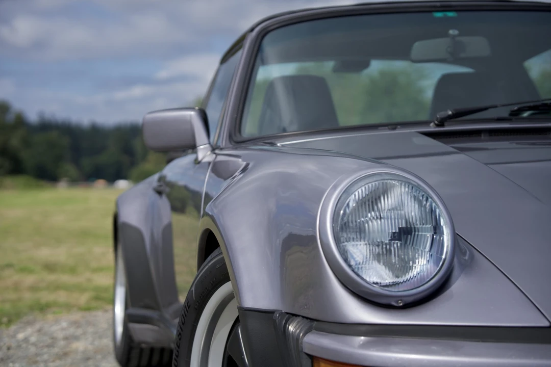 1988 Porsche 911 Carrera 3.2 - Image 22 of 31