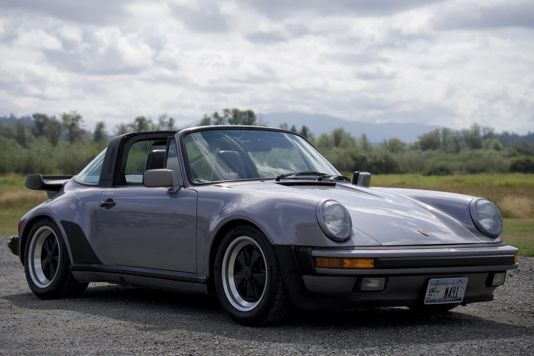 1988 Porsche 911 Carrera 3.2 - Image 8 of 31