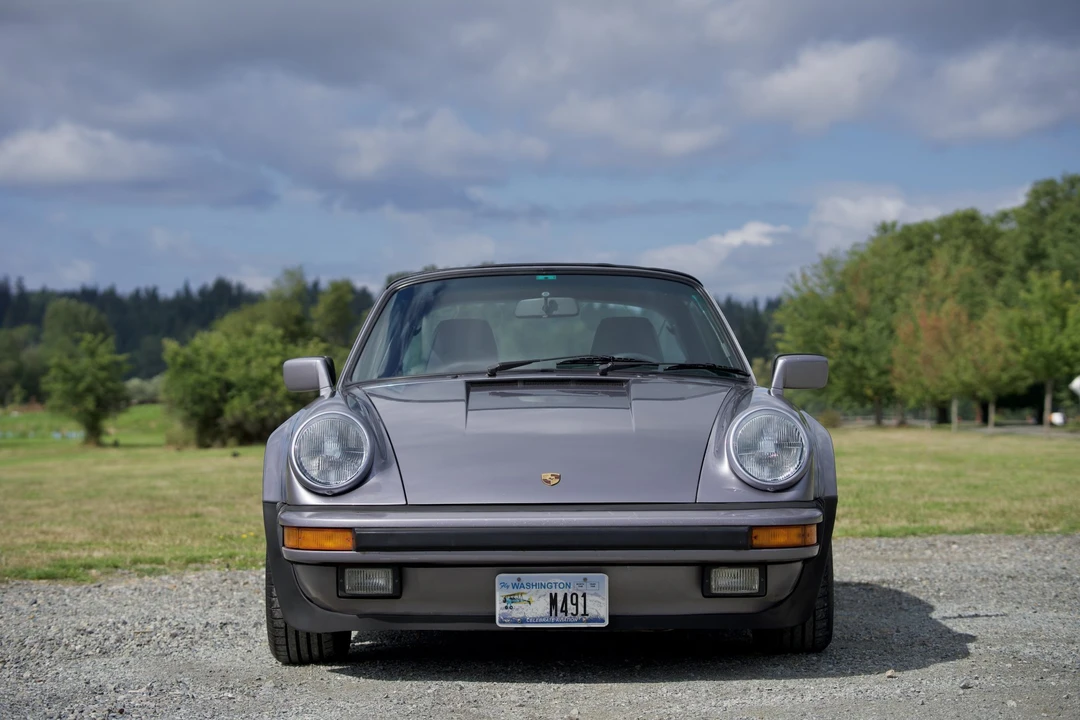 1988 Porsche 911 Carrera 3.2 - Image 4 of 31