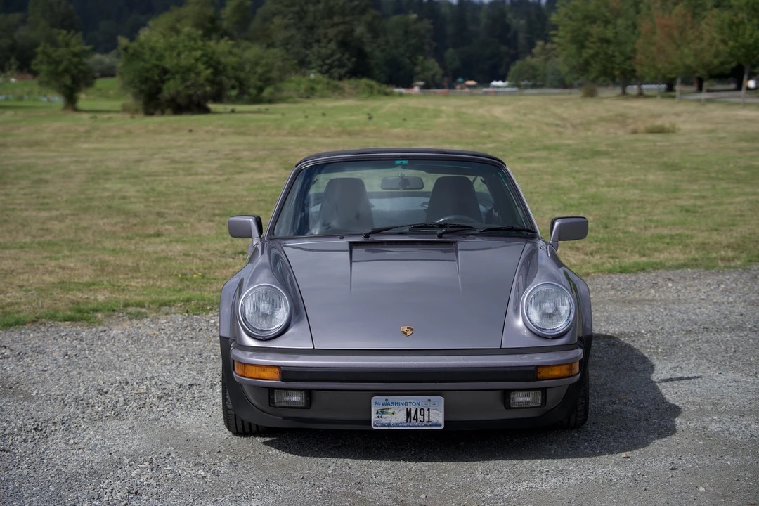 1988 Porsche 911 Carrera 3.2 - Image 6 of 31