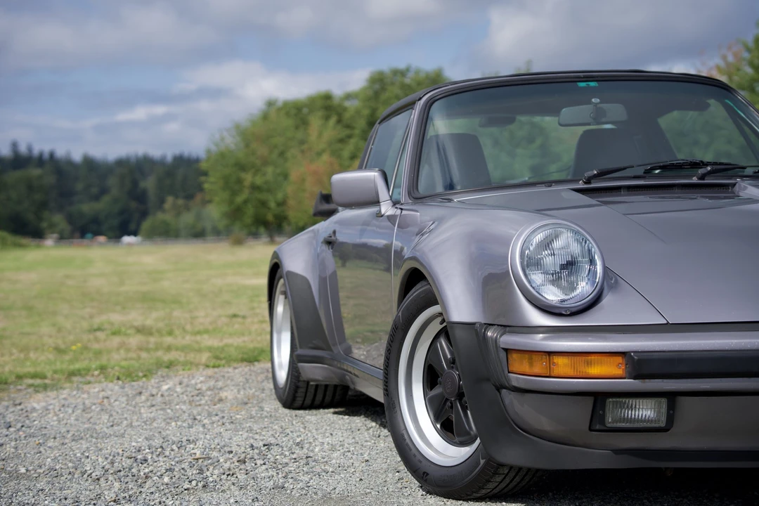 1988 Porsche 911 Carrera 3.2 - Image 21 of 31
