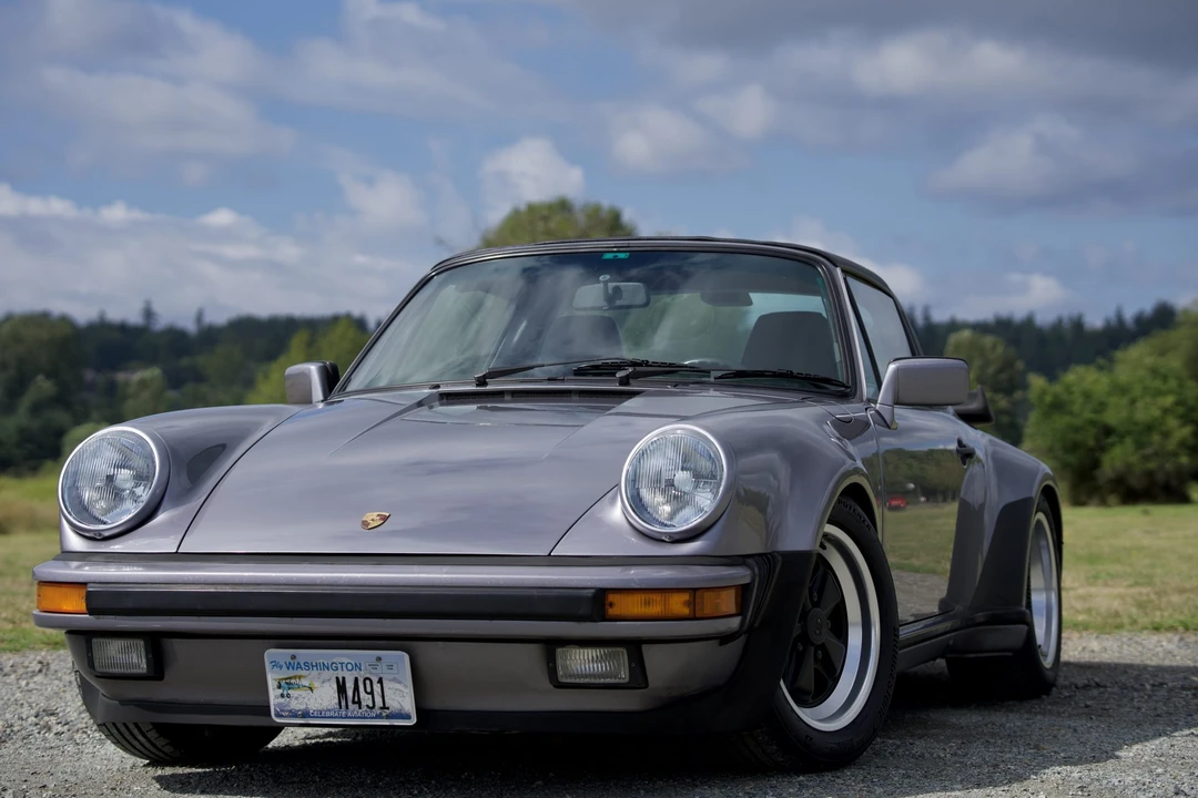 1988 Porsche 911 Carrera 3.2 - Image 2 of 31
