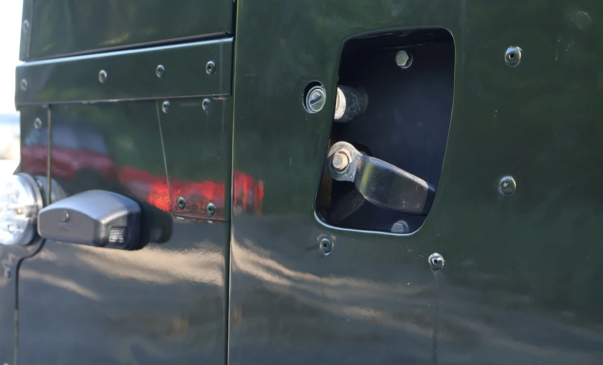1991 Land Rover Defender 90 - Image 31 of 31