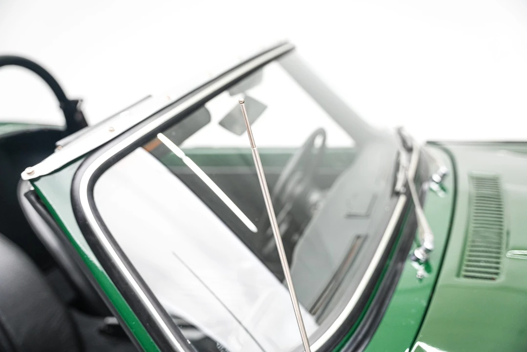 Triumph Spitfire - Image 18 of 31