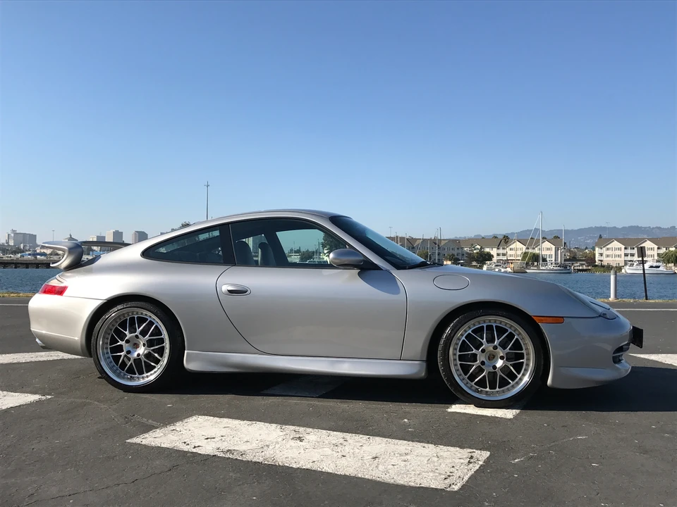 1999 Porsche 996 Carrera - Image 18 of 31